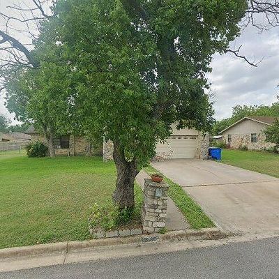 2303 Cherrywood Dr, Taylor, TX 76574