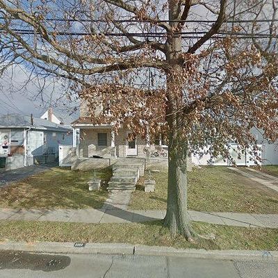 2303 Pine St, Seaford, NY 11783