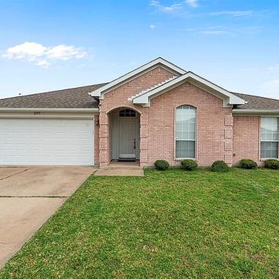 2303 Hickory Wood Trl, Arlington, TX 76018