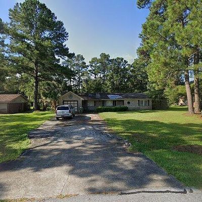 231 S Maple Dr, Hinesville, GA 31313