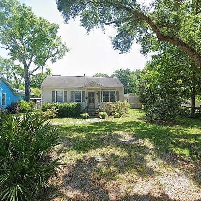 2320 Cypress Ave, Gulfport, MS 39501