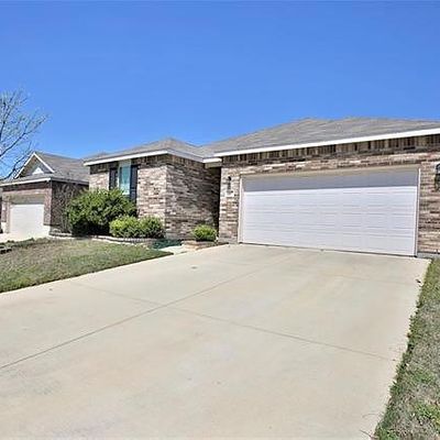 2329 Gelbray Pl, Fort Worth, TX 76131