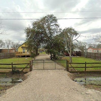 234 County Road 727 B, Angleton, TX 77515