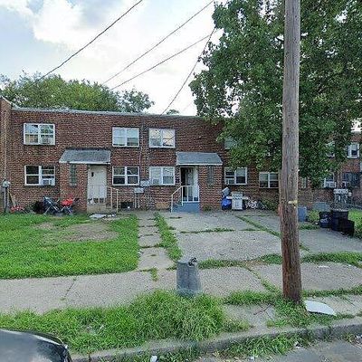 235 Grand Ave, Camden, NJ 08105