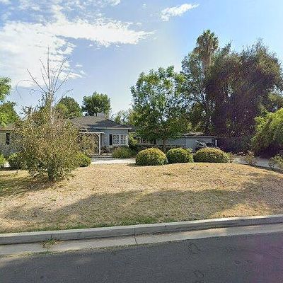 23550 Tiara St, Woodland Hills, CA 91367