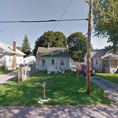 236 W Fairfield Ave, Lansing, MI 48906