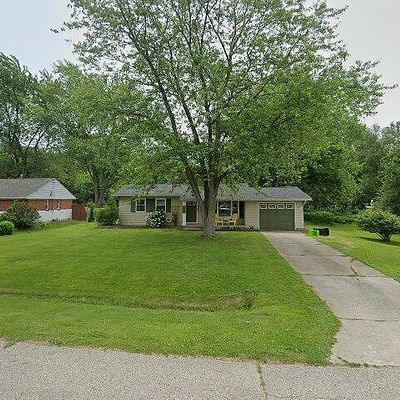 2378 Wildwood Circle Dr, Grand Blanc, MI 48439