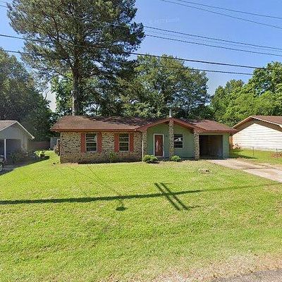 238 Sherwood Dr, Canton, MS 39046