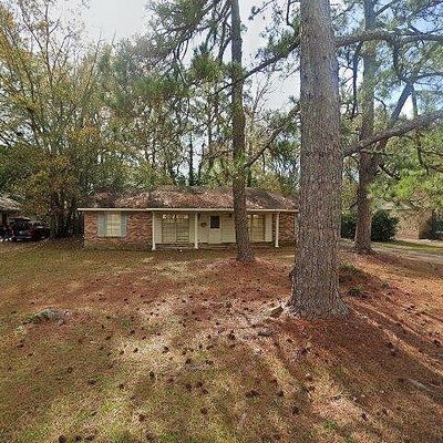 2404 Coventry Dr, Columbus, GA 31904