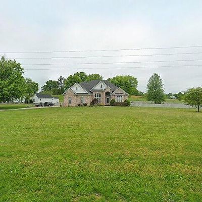 2421 Darks Mill Rd, Columbia, TN 38401