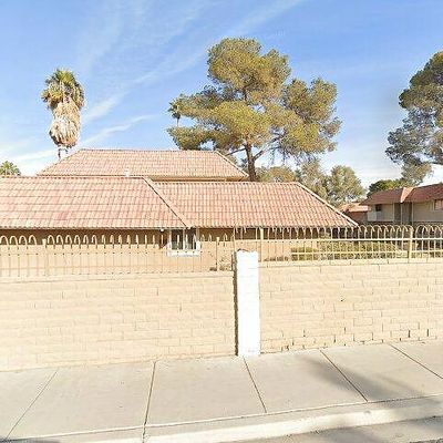 2433 Paradise Village Way, Las Vegas, NV 89120