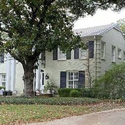 2440 Colonial Pkwy, Fort Worth, TX 76109