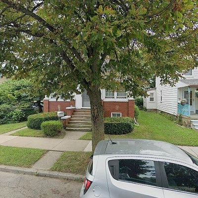 2482 Cora St, Wyandotte, MI 48192