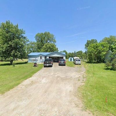 24946 Peters Rd, Flat Rock, MI 48134