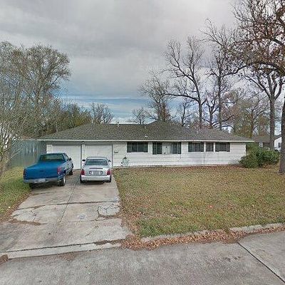 25 Morrogh Dr, Beaumont, TX 77707