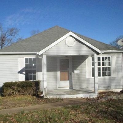 25 W Oak St, Saint Clair, MO 63077