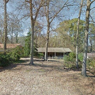 2512 Shoal Pl, Northport, AL 35473