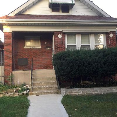 2553 N Mcvicker Ave, Chicago, IL 60639