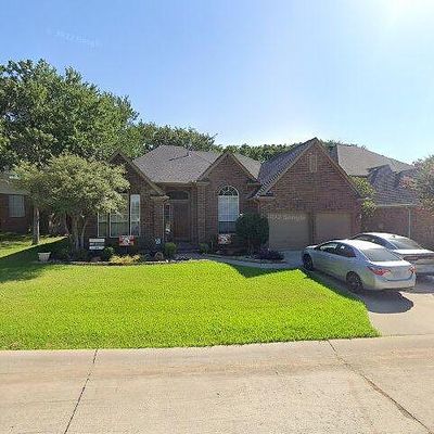 2560 Woodside Dr, Lewisville, TX 75077