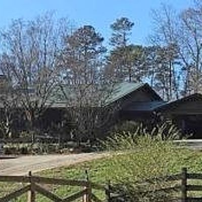 257 Meadow Ln, Demorest, GA 30535