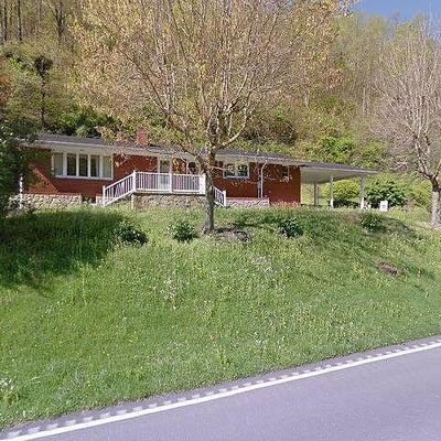 2632 Highway 7 S, Dema, KY 41859