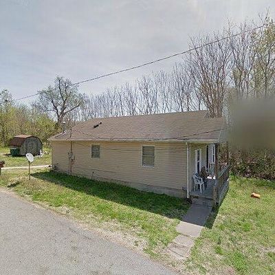 208 N Hughes St, Providence, KY 42450