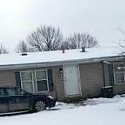 209 W Lake St, Stanton, MI 48888