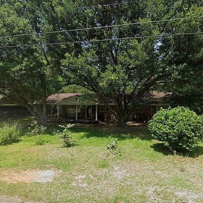 210 Greenbriar St, Selma, AL 36701