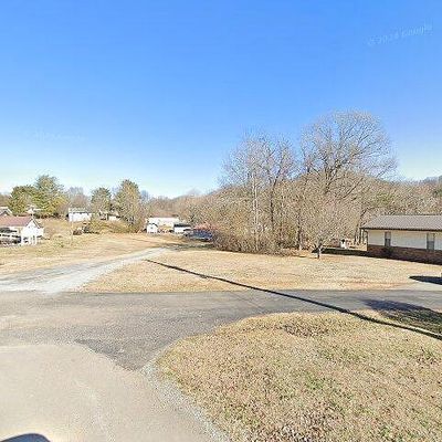 210 Livesay Cir, Rogersville, TN 37857