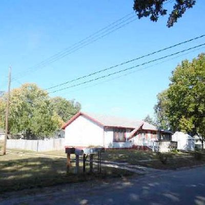 210 S Nance St, Osceola, NE 68651