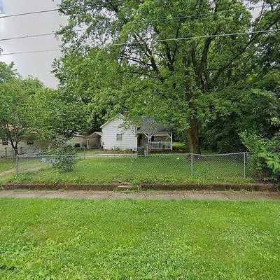 2124 N Summit Ave, Springfield, MO 65803