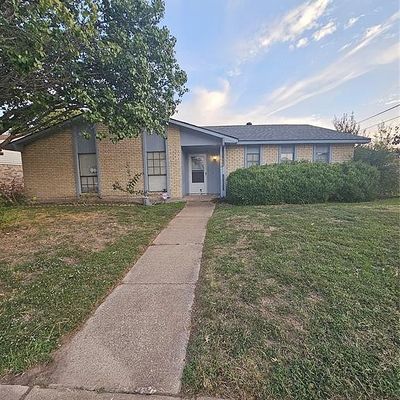 2129 Lewis Trl, Grand Prairie, TX 75052