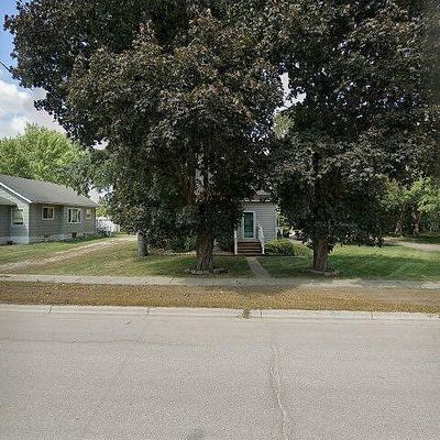 214 Main St W, Clarks Grove, MN 56016