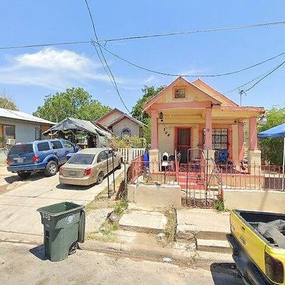 214 Lincoln St, Laredo, TX 78040