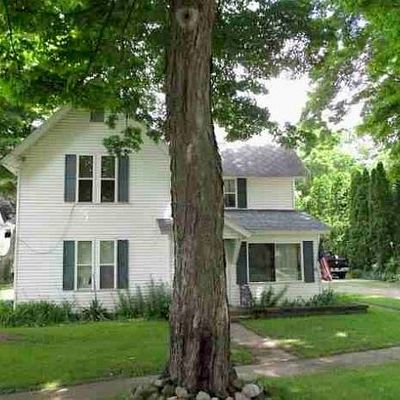 215 E Burr Oak, Athens, MI 49011