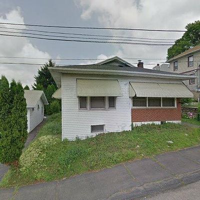 215 W 10 Th St, Hazleton, PA 18201