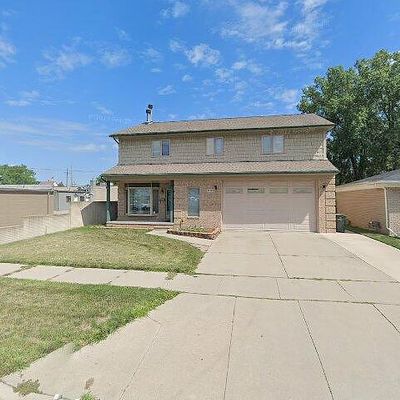 21519 Downing St, Saint Clair Shores, MI 48080