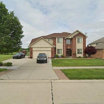 21601 Castellana Dr, Macomb, MI 48042