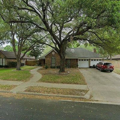 217 Woodchase Dr, Victoria, TX 77904