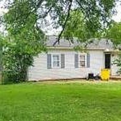 218 Weaver Ln, Kingsport, TN 37664