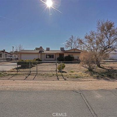 21815 Klickitat Ave, Apple Valley, CA 92307