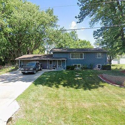 21862 Green Valley Ave, Council Bluffs, IA 51503