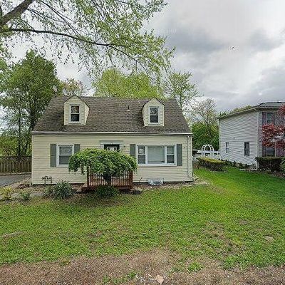 22 Tanneyanns Ln, West Haverstraw, NY 10993