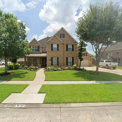 220 Mesquite Falls Ln, Friendswood, TX 77546