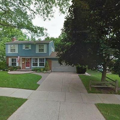 2201 Heights Ave, Lansing, MI 48912