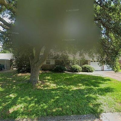 2204 Cedar Brake St, Baytown, TX 77520