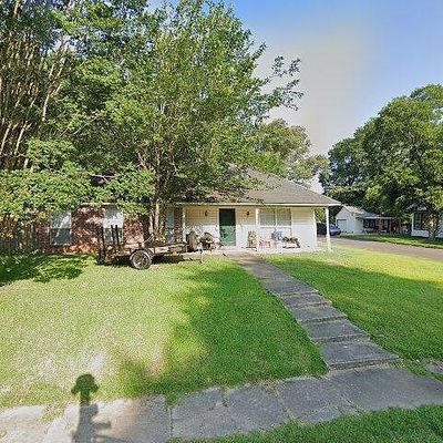 2217 Hickory St, Texarkana, AR 71854