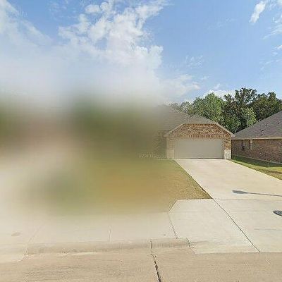 2226 Red Chute Dr, Dallas, TX 75253