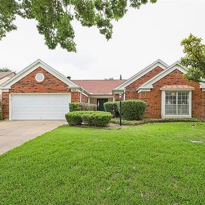 224 Commonwealth Cir, Grand Prairie, TX 75052