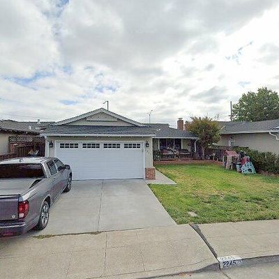 2245 Portsmouth Way, San Mateo, CA 94403